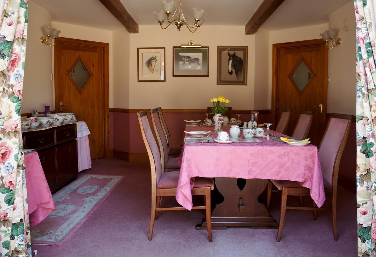 The Olde Barn Bed and Breakfast Lymington Exterior foto
